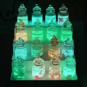 Glow in the dark glass can