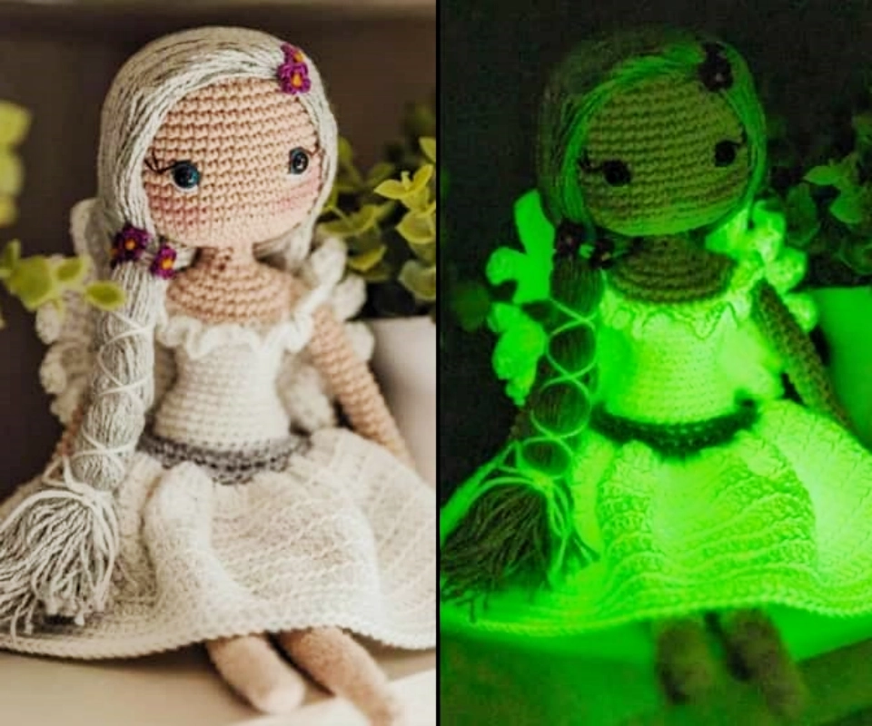 EVERYGLOW Glow in the dark crochet yarn