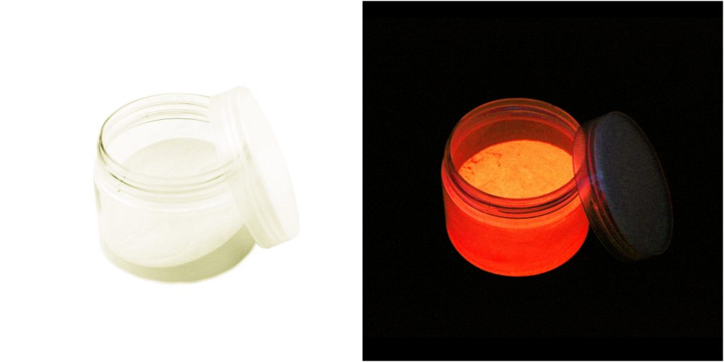 phosphorescent red pigment